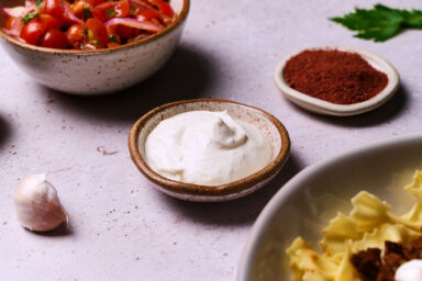 Creamy Garlic Yogurt Sauce